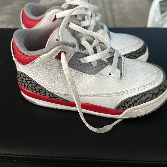 Size 10c toddler authentic might not have original box - Picture 3 of 3